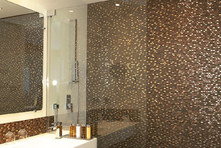 Bathroom 5, Oz'inn Hotel & Spa, Hérault