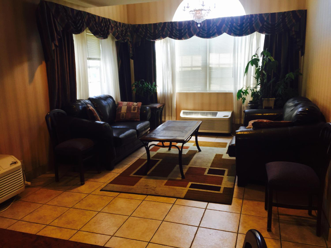 Public Area 2, Golden Isles Inn & Suites Brunswick South, Glynn