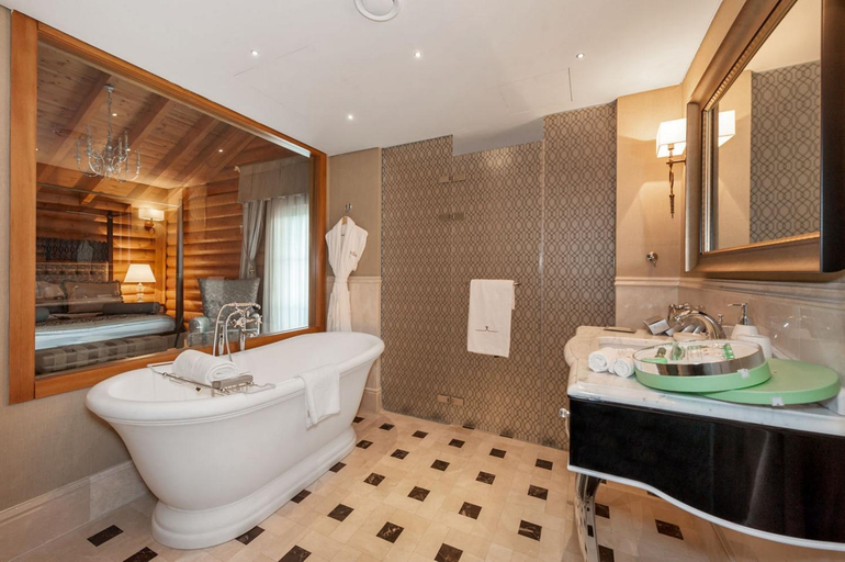 Bathroom 5, Quba Palace Hotel, Quba