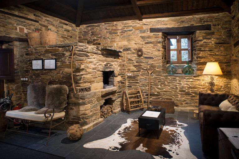 Public Area 3, Aldea Rural y Gastro Restaurante Casona de Labrada, Lugo