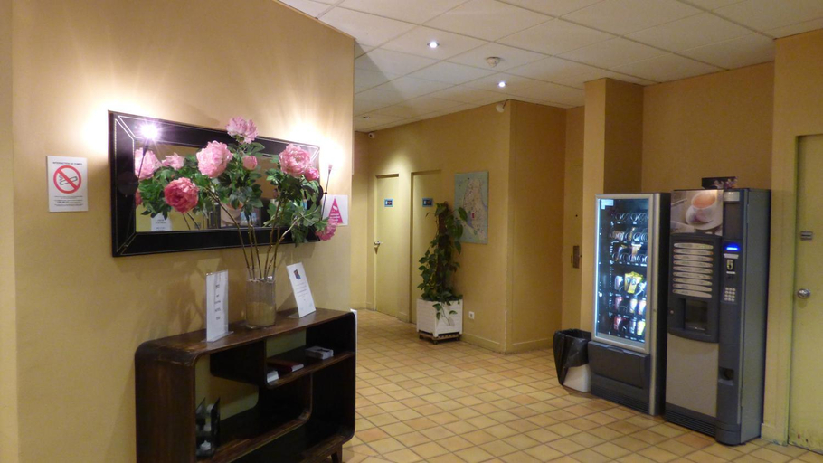 Public Area 2, Central Hotel, Val-de-Marne