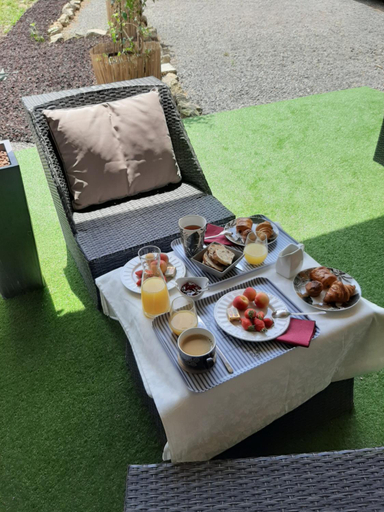 Food & Drinks 3, La Villa Claudia, Aude