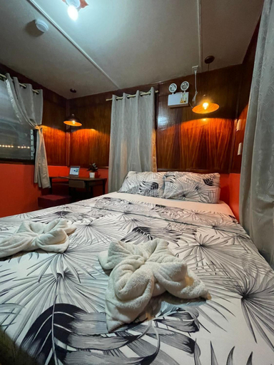 Bedroom 2, Anda Poseidon’s Beach Resort, Anda