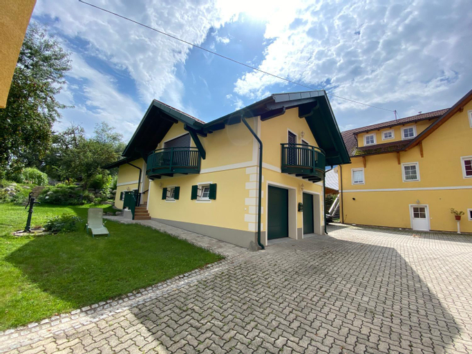 Apartments Edelweiß & Enzian - Gastehaus zum Fuchs, Hermagor