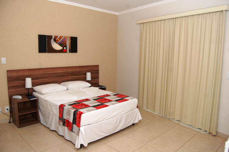 Bedroom 2, Beira Lago Palace Hotel, Morrinhos