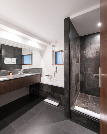 Bathroom 4, Hotel Chambord, Bruxelles