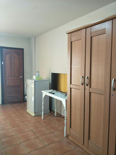 Others 5, Lomsabai Apartments, Muang Chon Buri