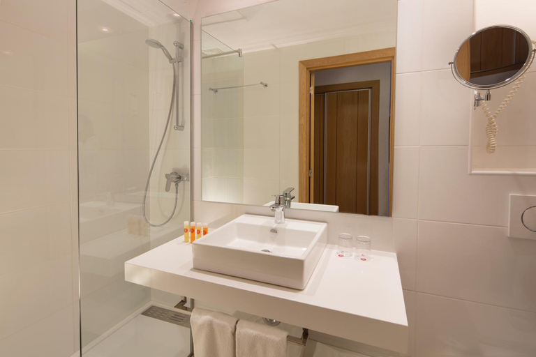 Bathroom 5, Js Alcudi-Mar, Baleares