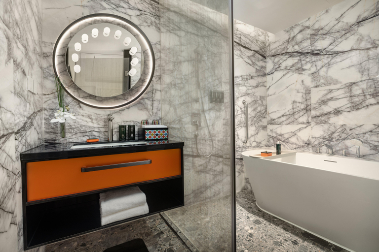 Bathroom 4
