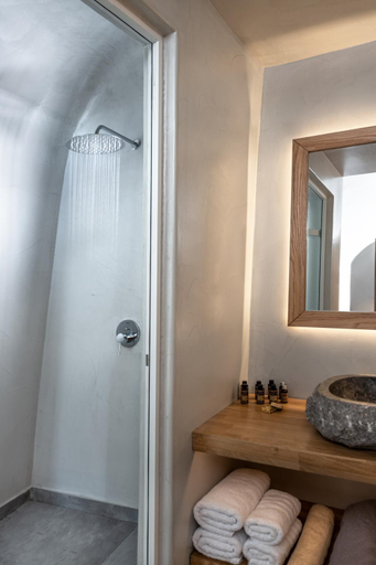 Bathroom 5, Kasimatis by La Perla, South Aegean