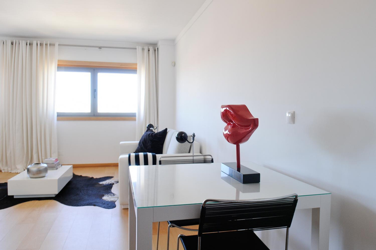 Dining Room 16