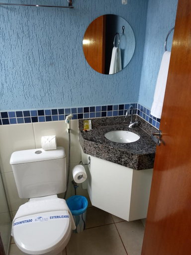 Bathroom 3, Beira Lago Palace Hotel, Morrinhos