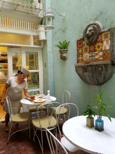 Food & Drinks 5, La Casita Mercedes 5Bedrooms - Check Photo Info, Makati City