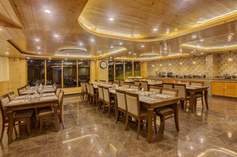 Food & Drinks 3, The Holiday Villa Resorts & Spa, Kullu