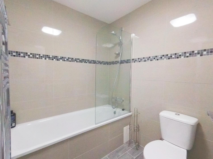 Others 5, Lovely Beautiful Apartment in Marble Arch, London