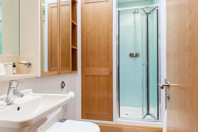 Bathroom 4, The Rockwell, London