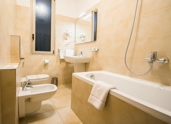 Bathroom 4, Perlage Florence, Florence