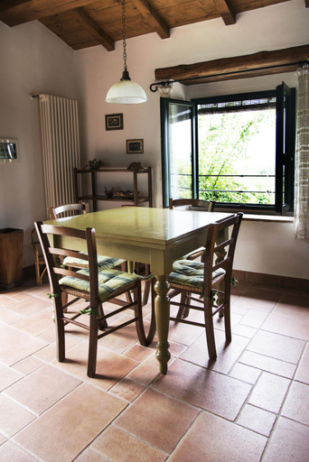 Food & Drinks 3, Apartment the crocodile feel the nature, Florence