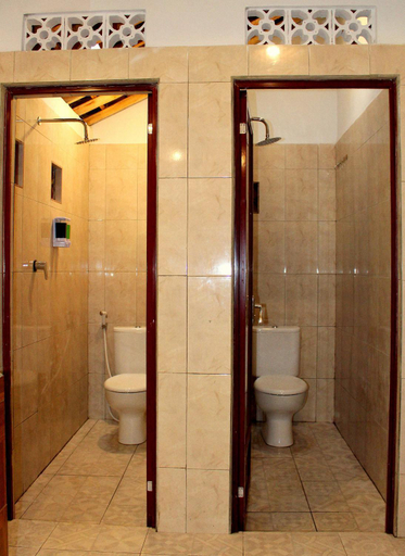 Bathroom 5, Yasa Backpackers house, Gianyar