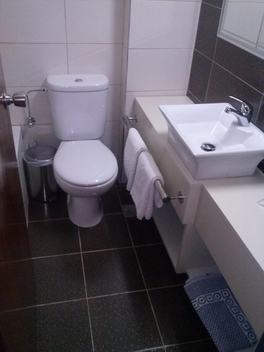 Bathroom 4, Astron Hotel, South Aegean