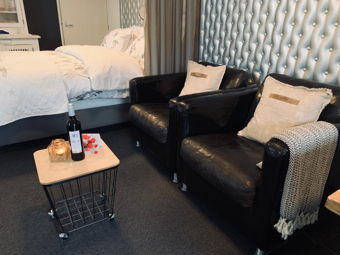 Others 4, Bed & Breakfast "aan de banis", Rijssen