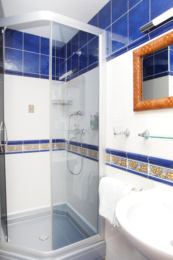 Bathroom 4, Hotel Villa Wesset, Pärnu