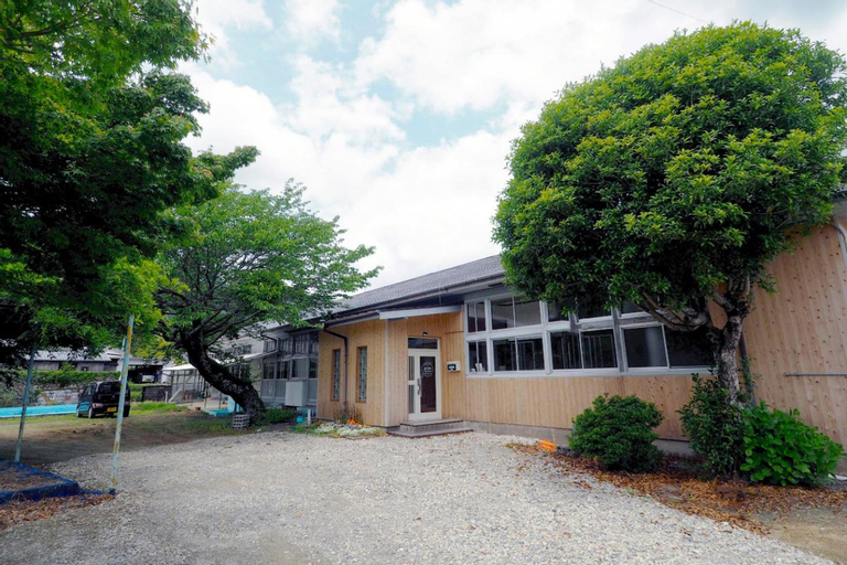 Mikan Hotel, Mihama