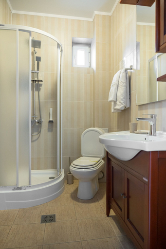 Bathroom 4, Monterai Resort, Brasov
