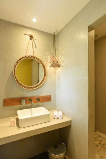 Bathroom 4, Veranda Tamarin Hotel & Spa, Black River