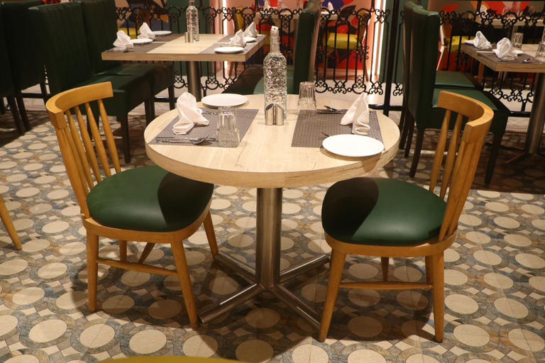 Food & Drinks 5, SK Premium Park at World Square Mall, Gautam Buddha Nagar