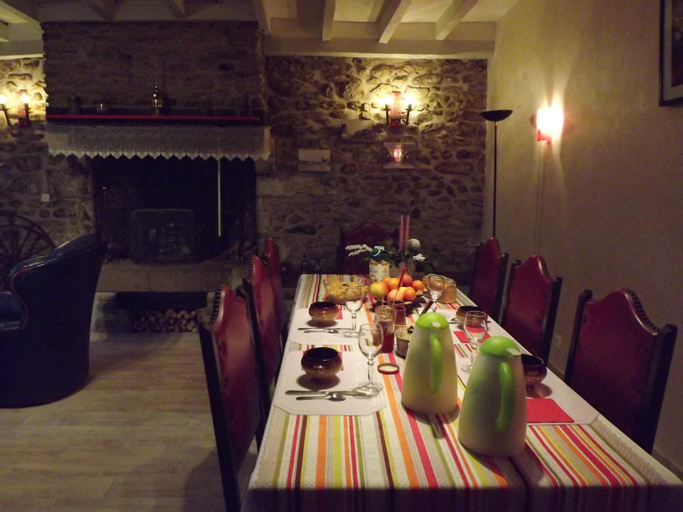 Others 3, Chez Lili, Mayenne