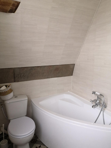 Bathroom 5, Le Manoir du Gouverneur, Loir-et-Cher