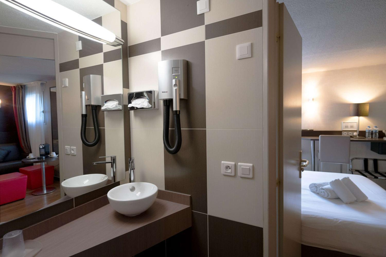 Bathroom 4, Best Western l'Atelier 117, Nord