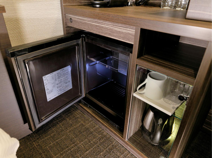 Amenities 12
