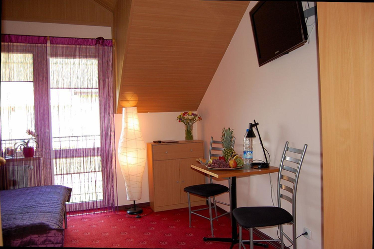 Others 4, Villa Orchidea, Kołobrzeg