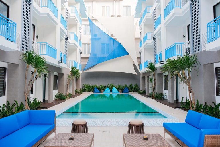Swimming Pool 16