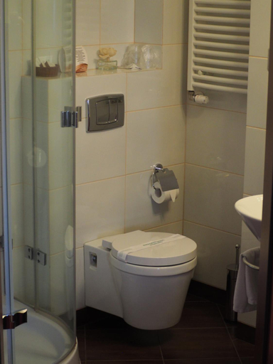 Bathroom, Hotel Spichlerz Lubawa, Iława