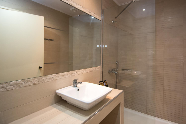 Bathroom 4, Sunny Garden Hotel, Ionian Islands