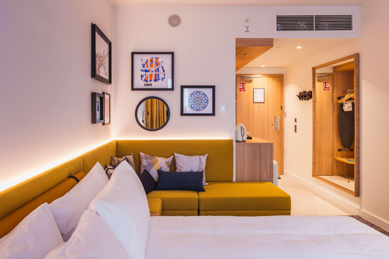 Bedroom 5