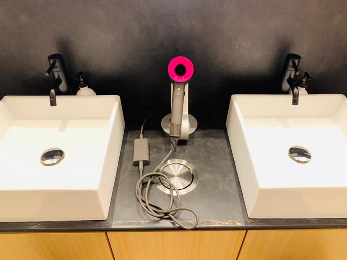 Bathroom 4
