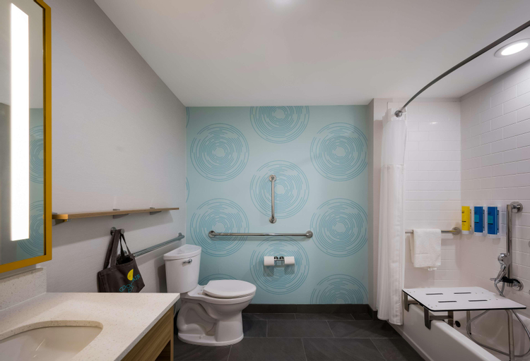 Bathroom 20