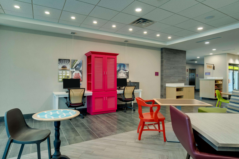 Public Area 2, Home2 Suites by Hilton Hammond, Lake