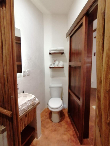 Bathroom 2, Casa Mech, Lázaro Cárdenas