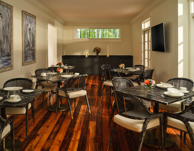 Food & Drinks 4, May River Manor, Beaufort