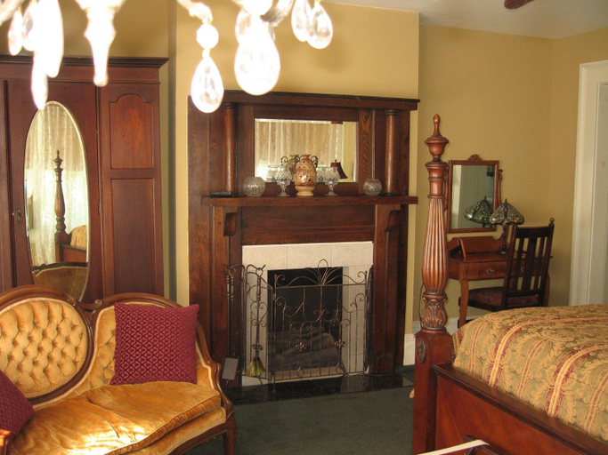 Others 5, Strickland Arms Bed and Breakfast, Travis