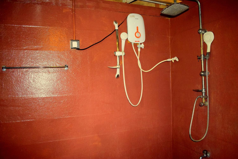 Bathroom 4, LakeSide Cabana Tissamaharama, Thissamaharama