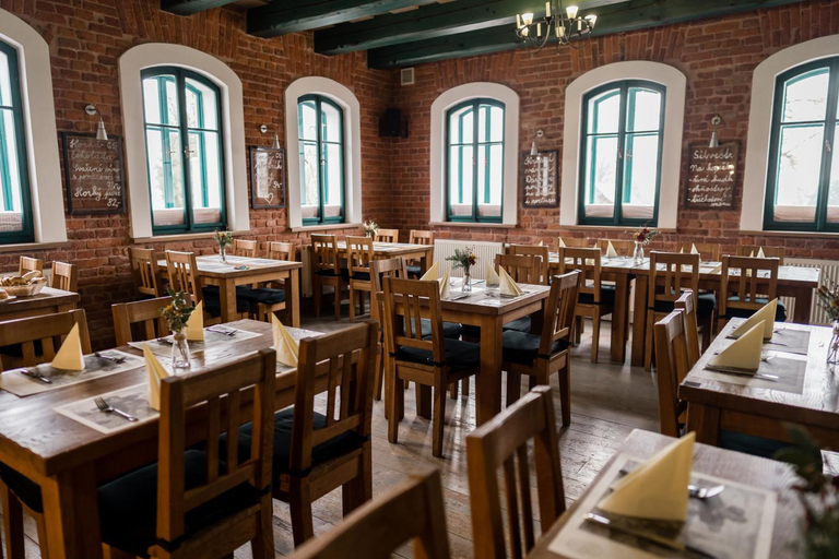 Food & Drinks 3, Na Kopecku AD 1795 - penzion s restauraci a wellness, Trutnov