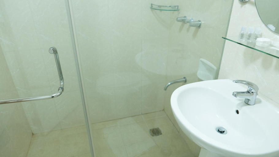 Bathroom 3, Avant Serviced Suites - Personal Concierge, Taguig