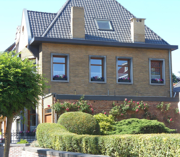 Others 2, Room Feliz, Oost-Vlaanderen