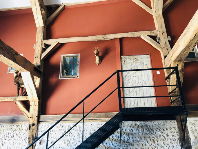 Others 4, Chambre familiale Elevage Girbal, Cher